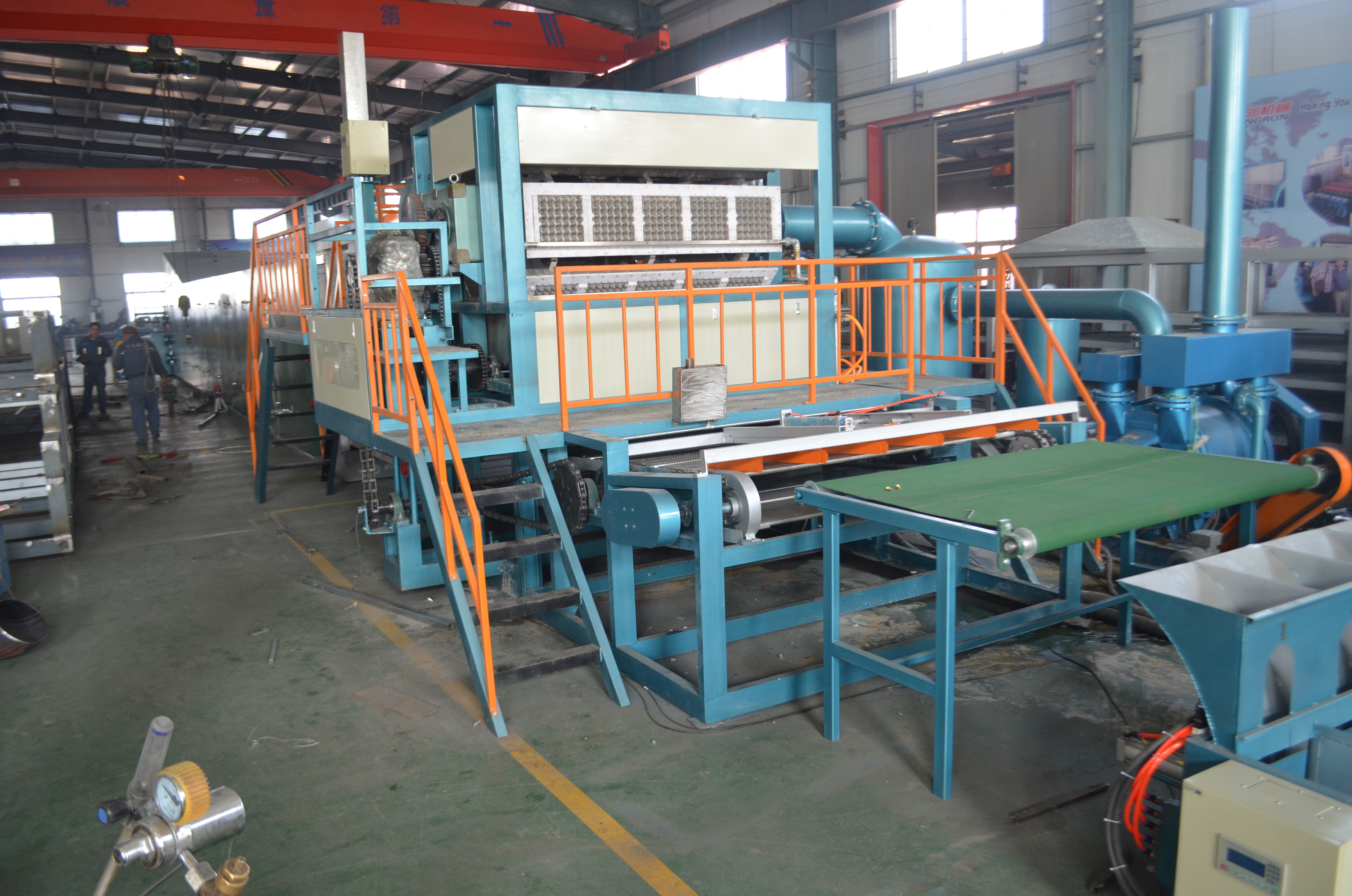 蛋托機(jī)、蛋托生產(chǎn)線(xiàn)、雞蛋托盤(pán)機(jī)，請(qǐng)致電宏潤(rùn)包裝